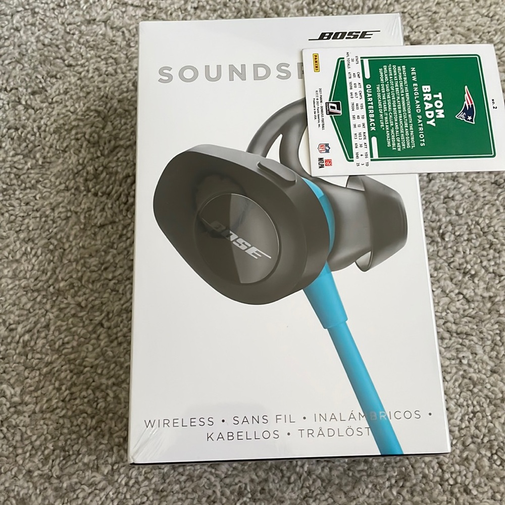 Bluetooth wireless earbuds